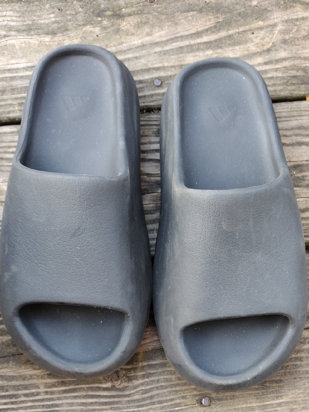 Yeezy Black Slide Sandals Size 8